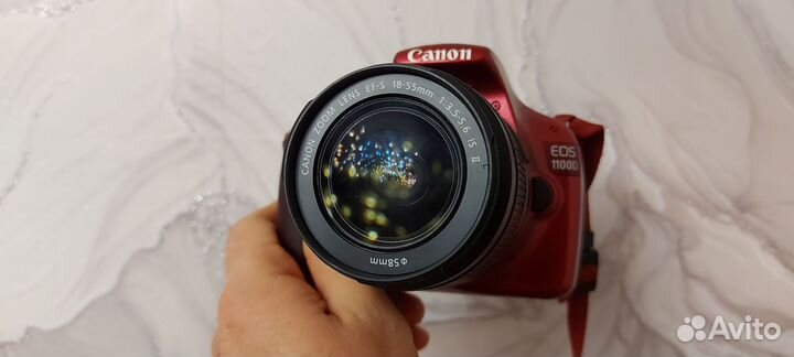 Зеркальный фотоаппарат Canon EOS 1100D с 18-55