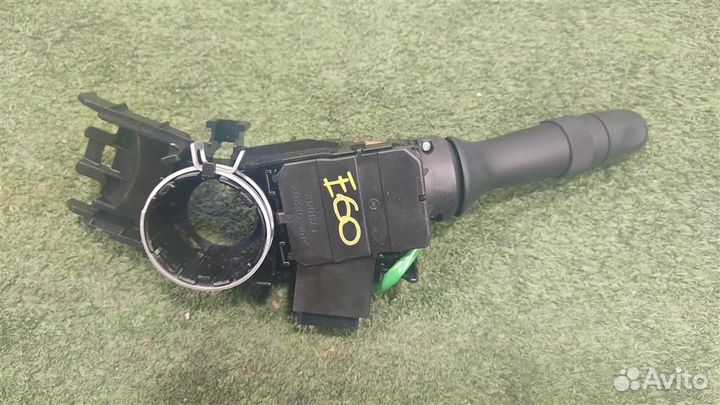 Подрулевой переключатель поворотов Toyota Verso R