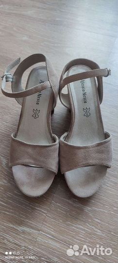 Босоножки женские 38 размер