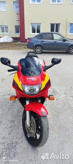 Мотоцикл Хонда CBR 600F3