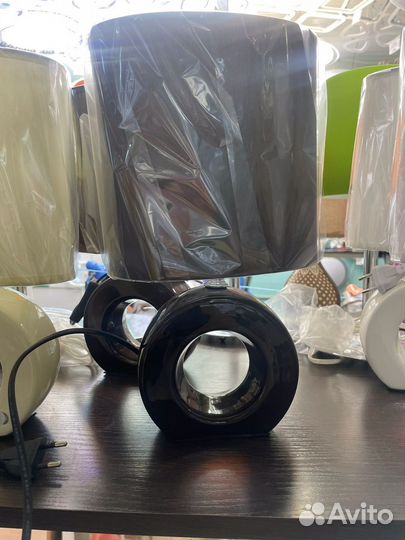 Лампа настольная