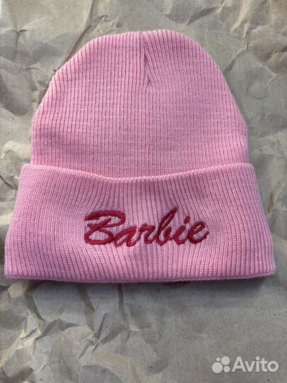Шапка женская с вышивкой Barbi