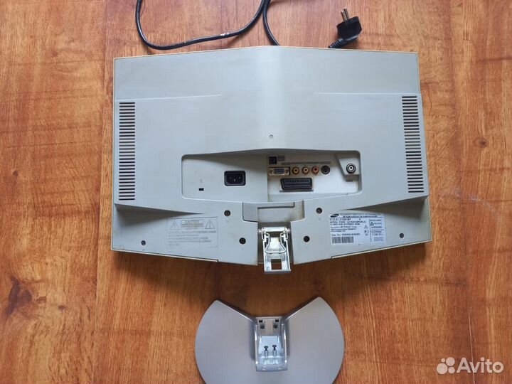 Телевизор samsung