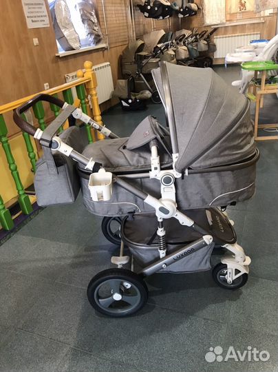 Коляска 3 в 1 Lux Mom 518