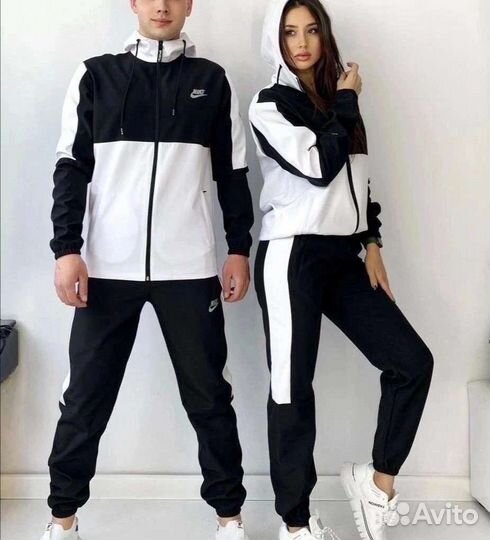 Спортивный костюм Nike