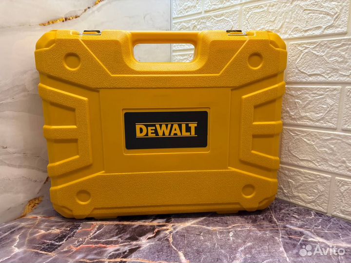 Шуруповерт dewalt + большой набор инструментов