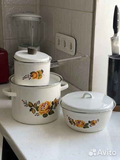 Набор Кастрюль эмалированные