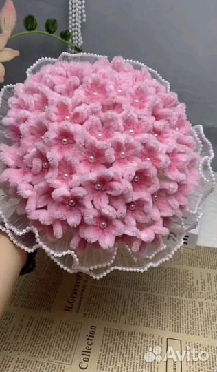 Букеты из атласных/синельных роз,тюльпанов и т.д