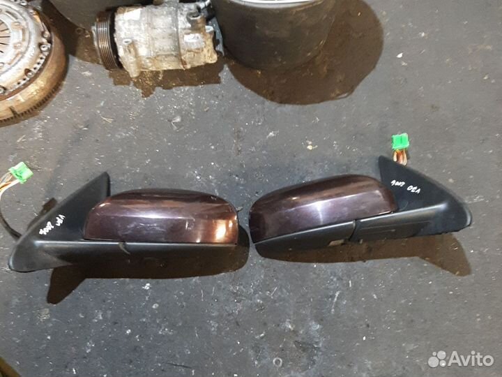 Зеркало Вольво V70 2006 год 13 контактов