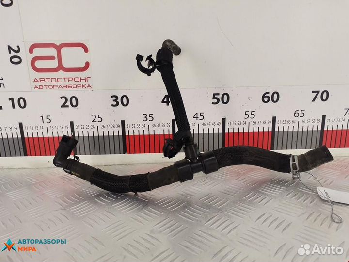 Патрубок радиатора Ford Fusion 2018 DG9Z8C471-A