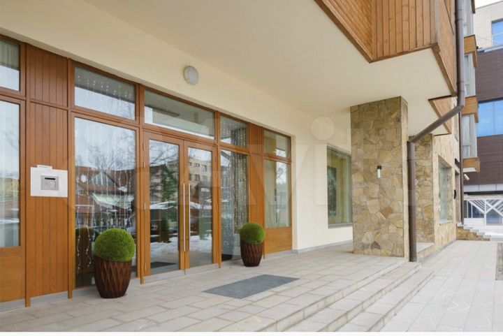 4-к. квартира, 243,7 м², 2/7 эт.