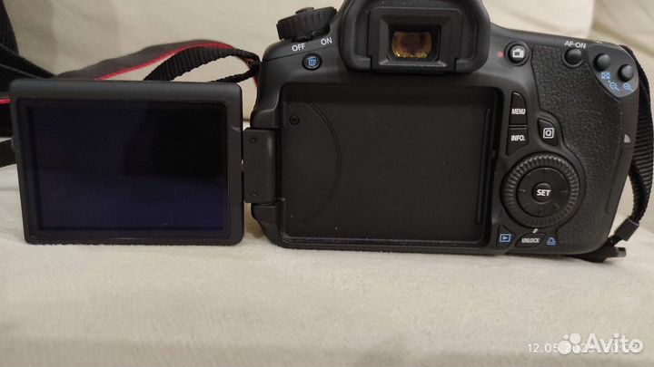 Зеркальный фотоаппарат canon 60d