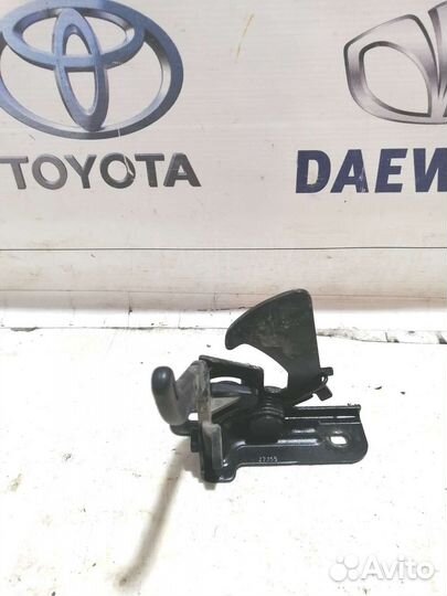 Bmw E65 e66 замок крючок капота