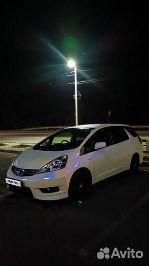 Honda Fit Shuttle 1.3 CVT, 2012, 128 000 км