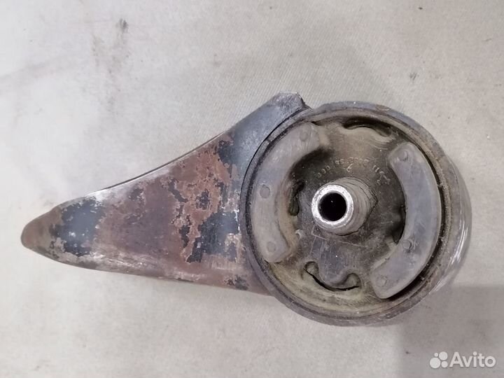 Подушка двигателя Mazda 323 BF 5E 1.5 1980-1989
