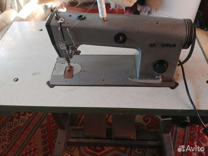 Швейная машина minerva