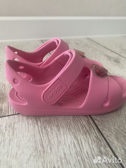 Crocs с 9 сандалии для девочки