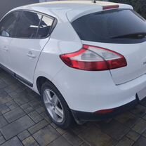 Renault Megane 1.5 AT, 2011, 202 748 км, с пробегом, цена 700 000 руб.