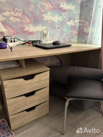 Компьютерный стол