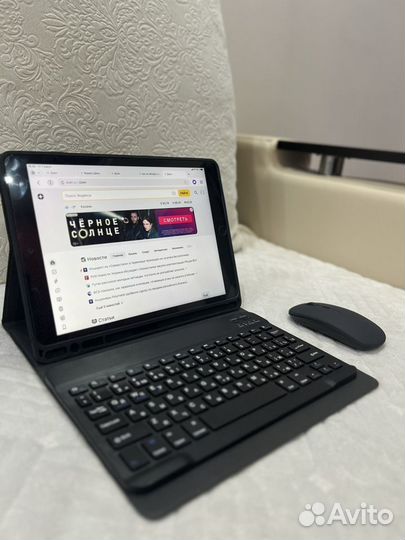 Чехол с клавиатурой iPad apple 10.2