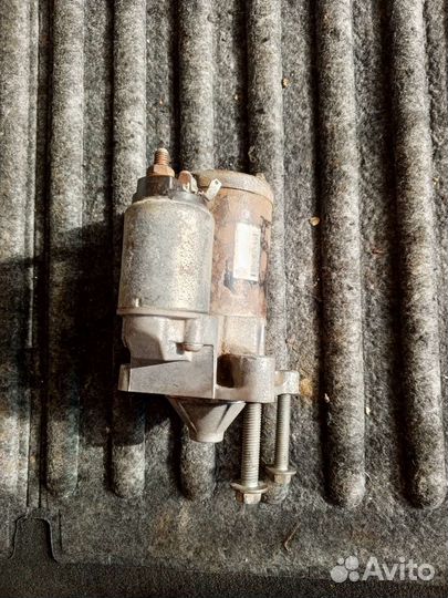 Стартер Renault Logan 1.6