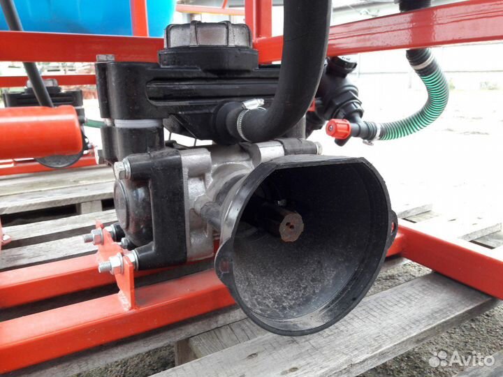 Опрыскиватель Rubarz 600л 16м, 2023