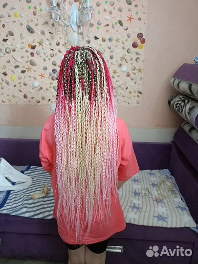 Плетение кос, прически