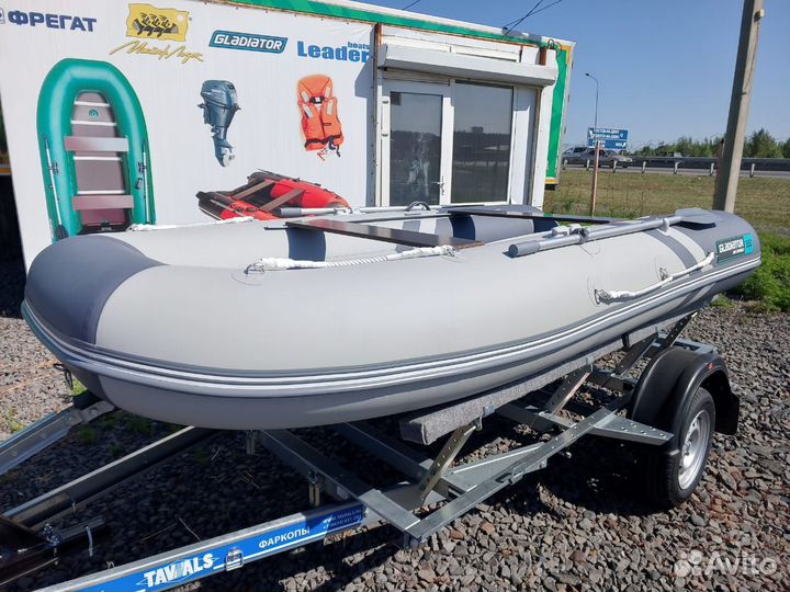 Надувная лодка gladiator E350S. В наличии