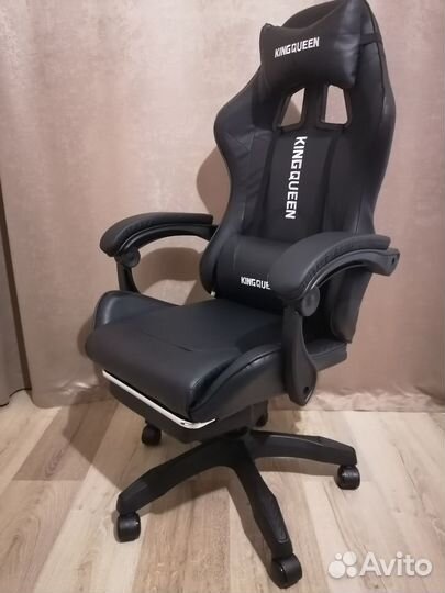 Кресло компьютерное с массажем и аттоманкой новое