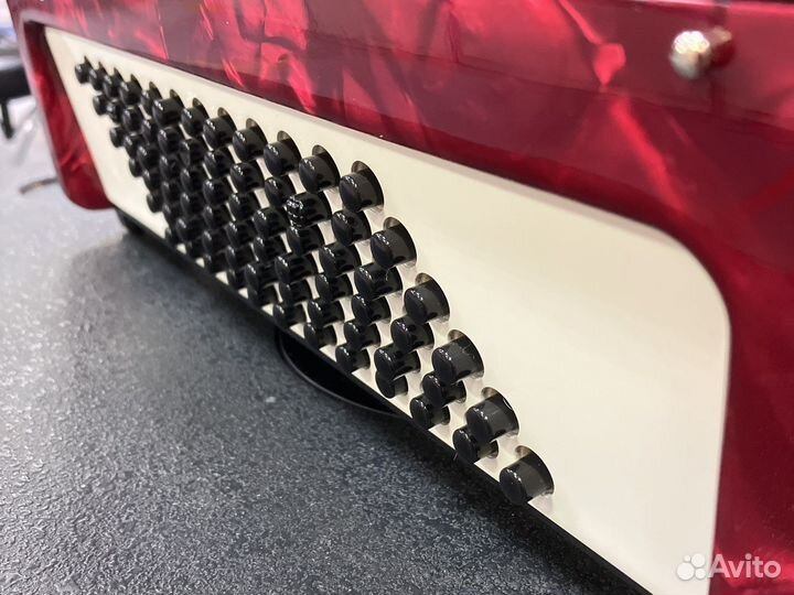 Аккордеон 1/2 Weltmeister Juwel