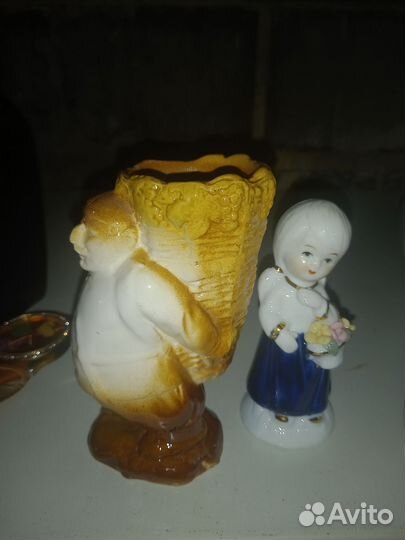 Фарфоровые статуэтки