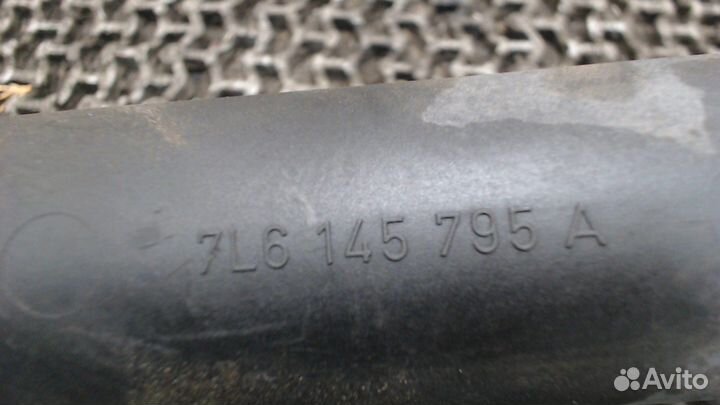 Патрубок интеркулера Audi Q7, 2009