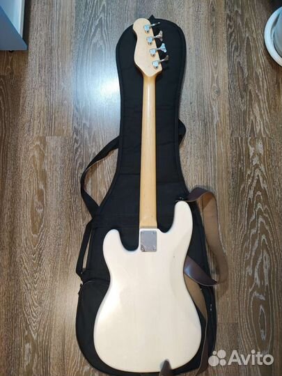 Бас гитара Alina Pro