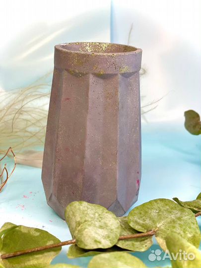 Гипсовое кашпо