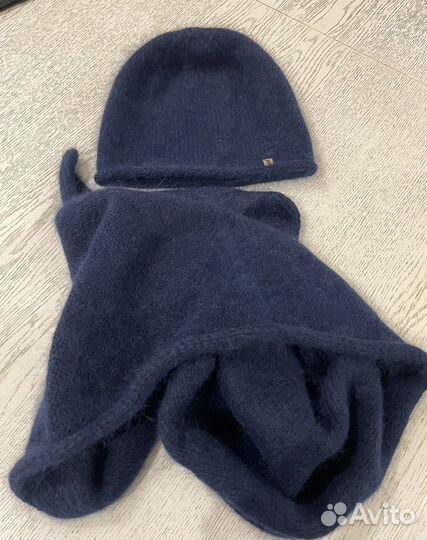 Шапка и бактус (платок)из пуха норки новый