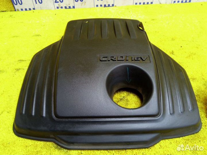 Пластиковая крышка на двс передняя Hyundai Grand