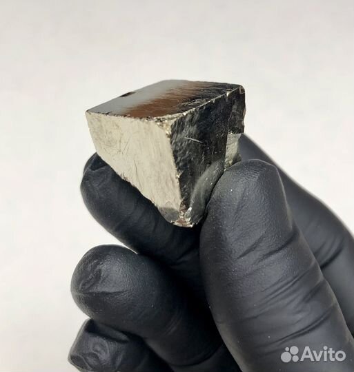 Пирит минерал куб