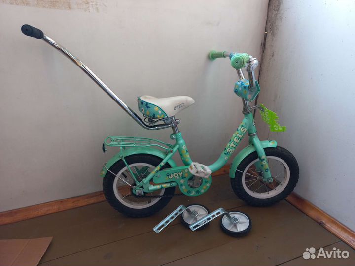 Детский велосипед с ручкой 12