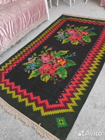 Плюшевые покрывало ковер