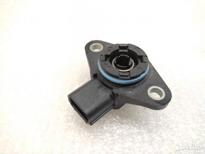 Датчик положения распредвала Mitsubishi Outlander