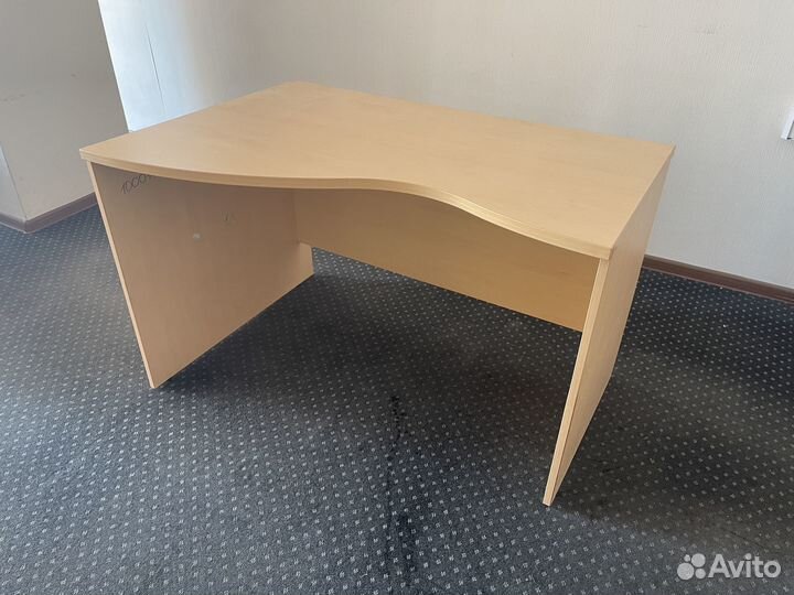 Стол компьютерный 120х80х75 эргономичный