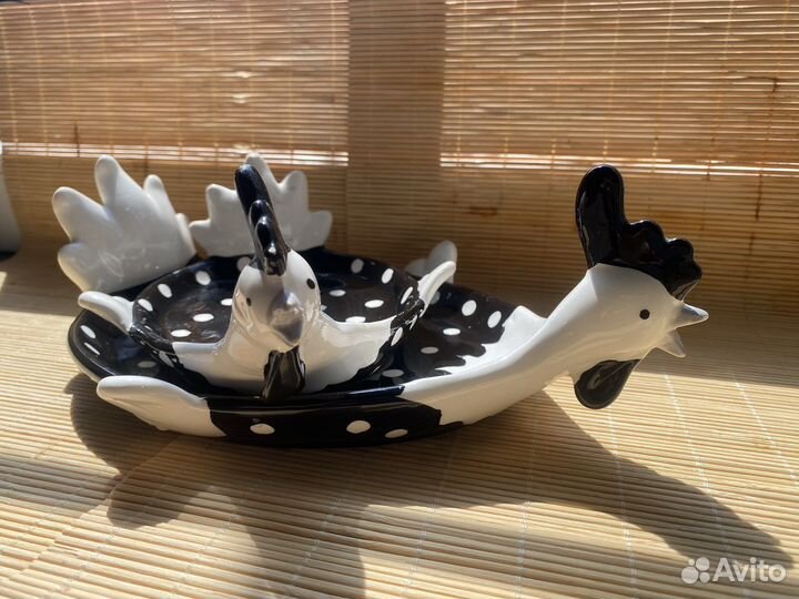 Набор тарелок фарфор курочки сервировка