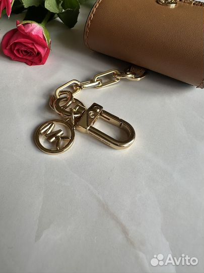 Чехол для наушников Michael Kors For Apple AirPod