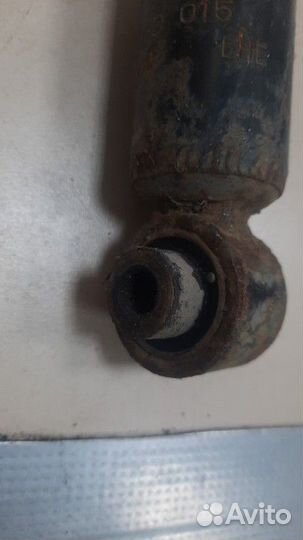 Амортизатор задний Skoda Octavia