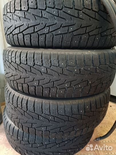 Nokian Tyres Hakkapeliitta 7 225/65 R17