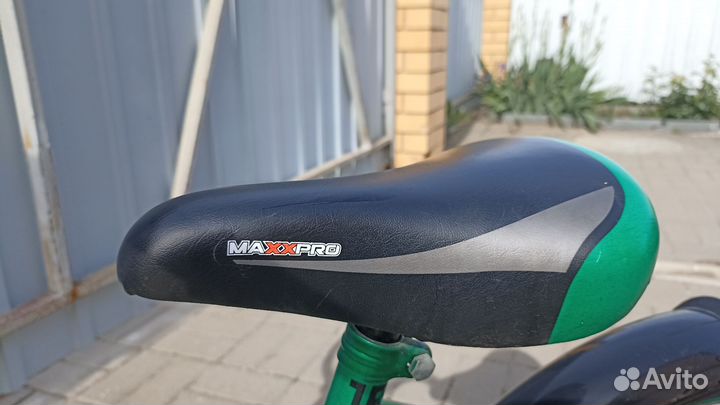 Велосипед детский 18 maxxpro