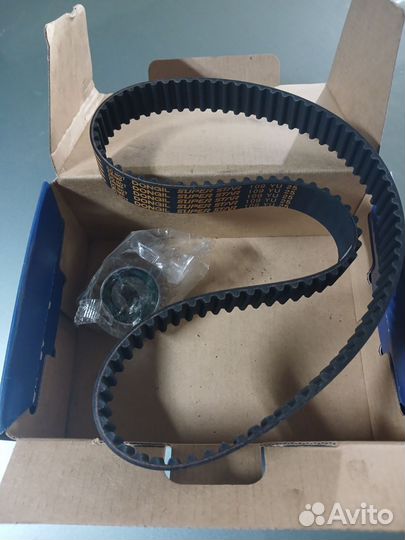 Продается комплект грм