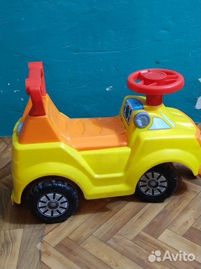 Детская машинка каталка бу