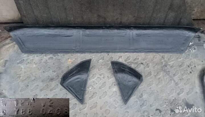 Duck tail AMG на Mercedes W124 седан