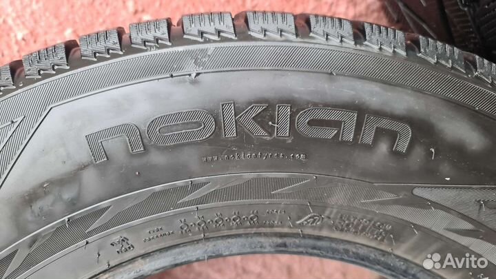 Nokian Tyres Hakkapeliitta R2 SUV 265/65 R17 116R